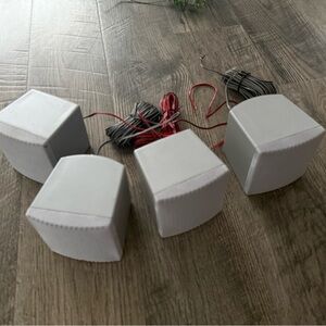 Set of Four Regent SA-SP3 satellite speaker set for surround sound